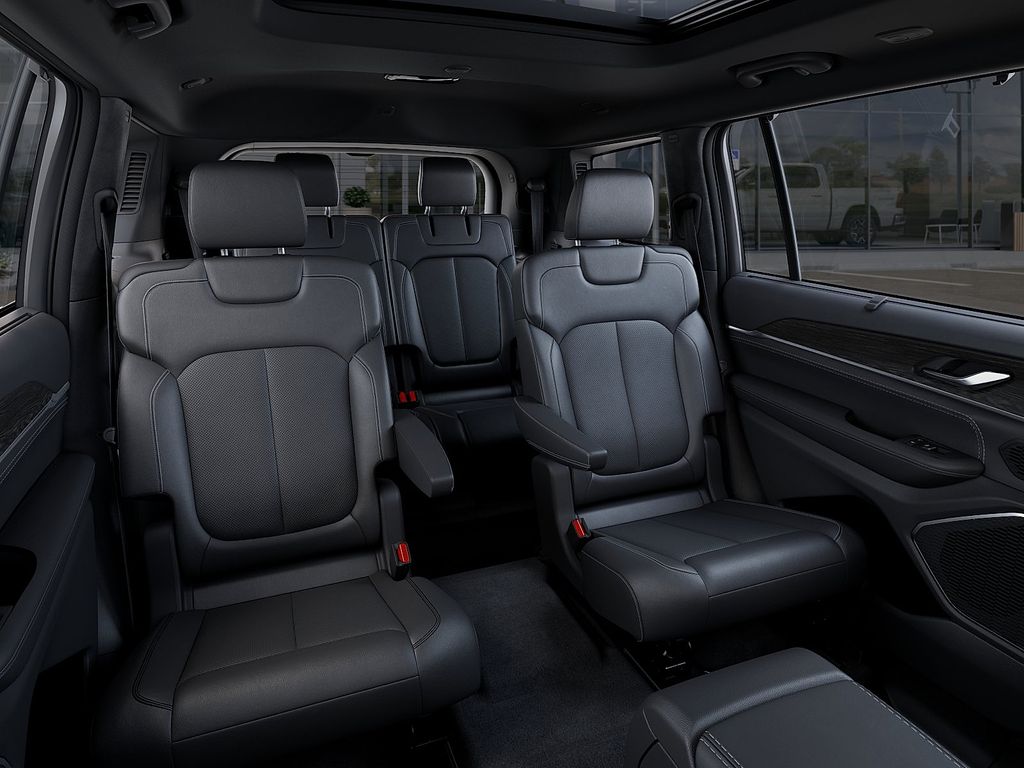 2025 Jeep Grand Cherokee L Overland - Photo 15