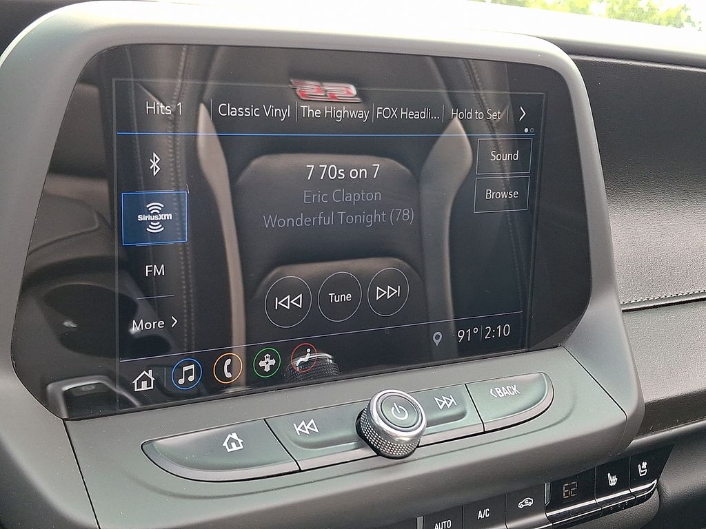 2019 Chevrolet Camaro SS photo 3