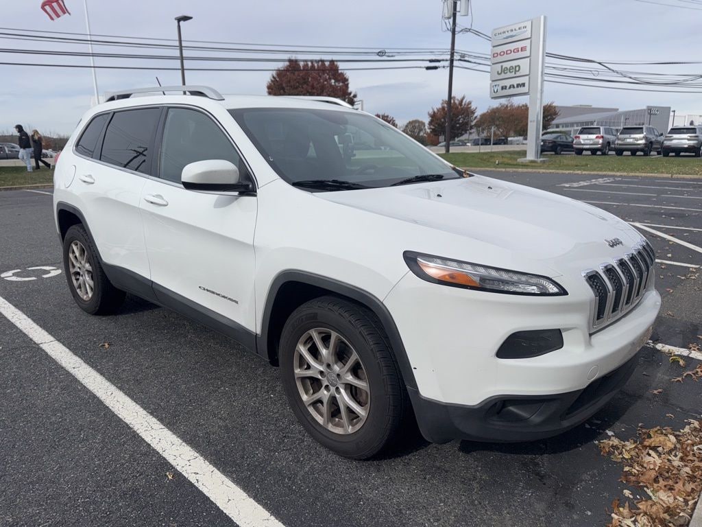 Used 2015 Jeep Cherokee Latitude SUV