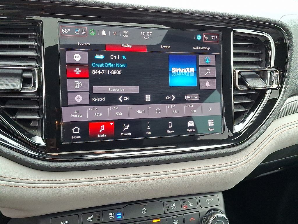2022 Dodge Durango R/T photo 3