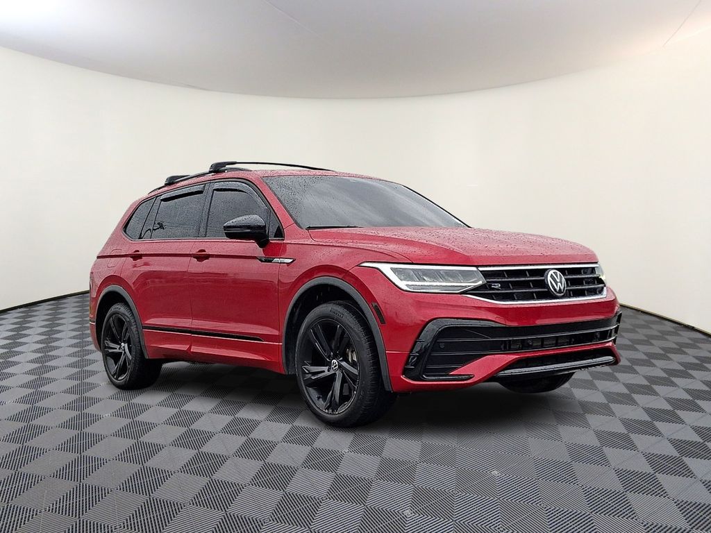 2024 Volkswagen Tiguan SE R-LINE BLACK