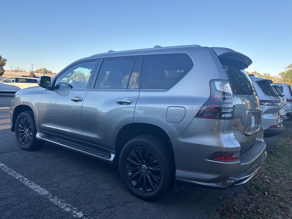 2023 Lexus GX 460 photo 4