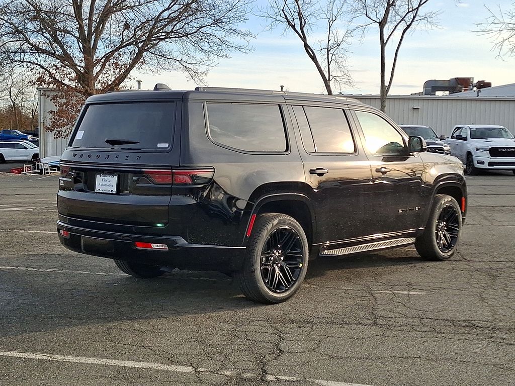 2025 Jeep Wagoneer Series II - Photo 7