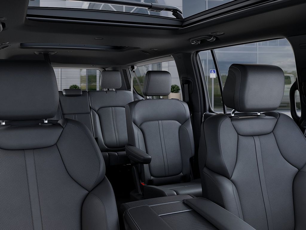 2025 Jeep Wagoneer L Series II - Photo 26