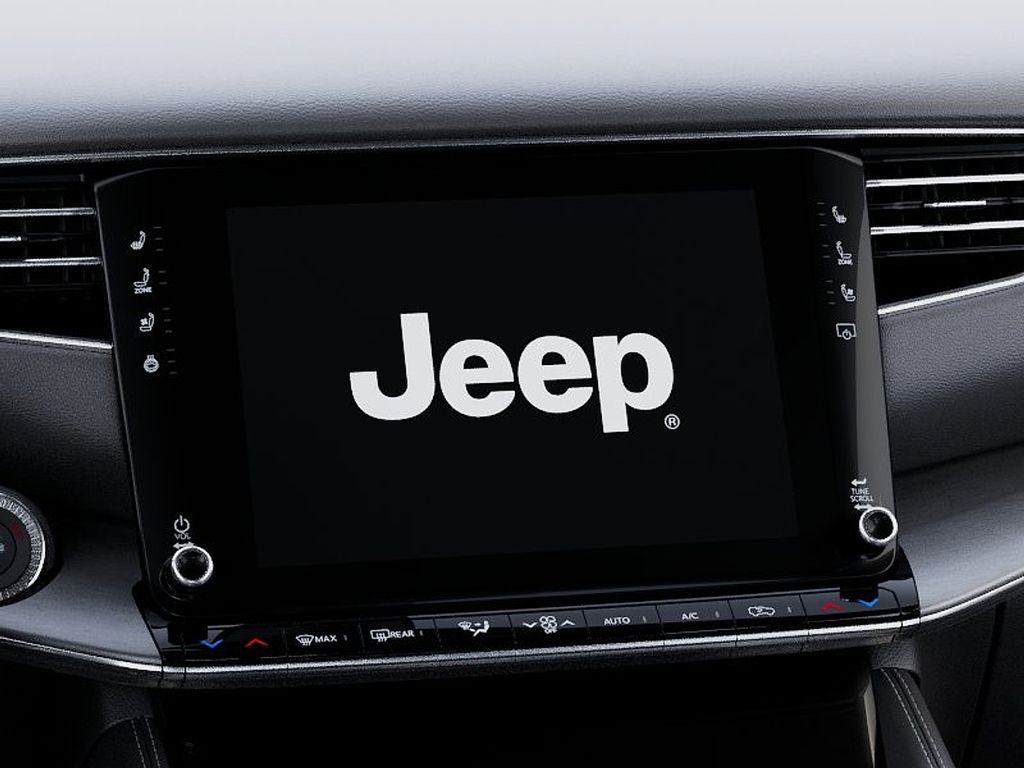 2025 Jeep Wagoneer L Series II - Photo 18