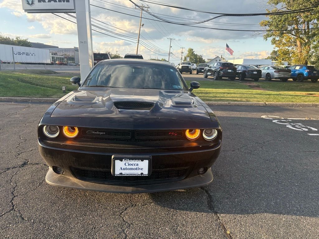 2C3CDZFJ3KH529936
