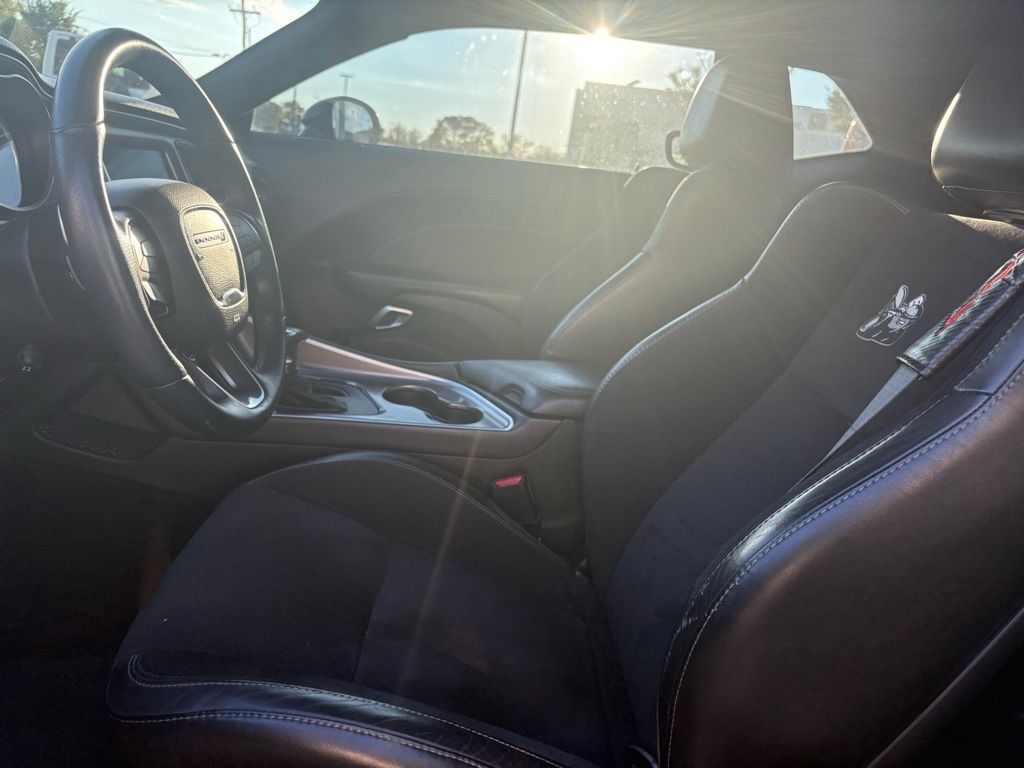 2019 Dodge Challenger R/T Scat Pack photo 4
