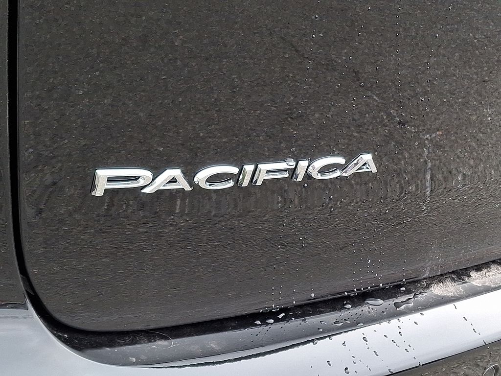 2026 Chrysler Pacifica Select - Photo 45