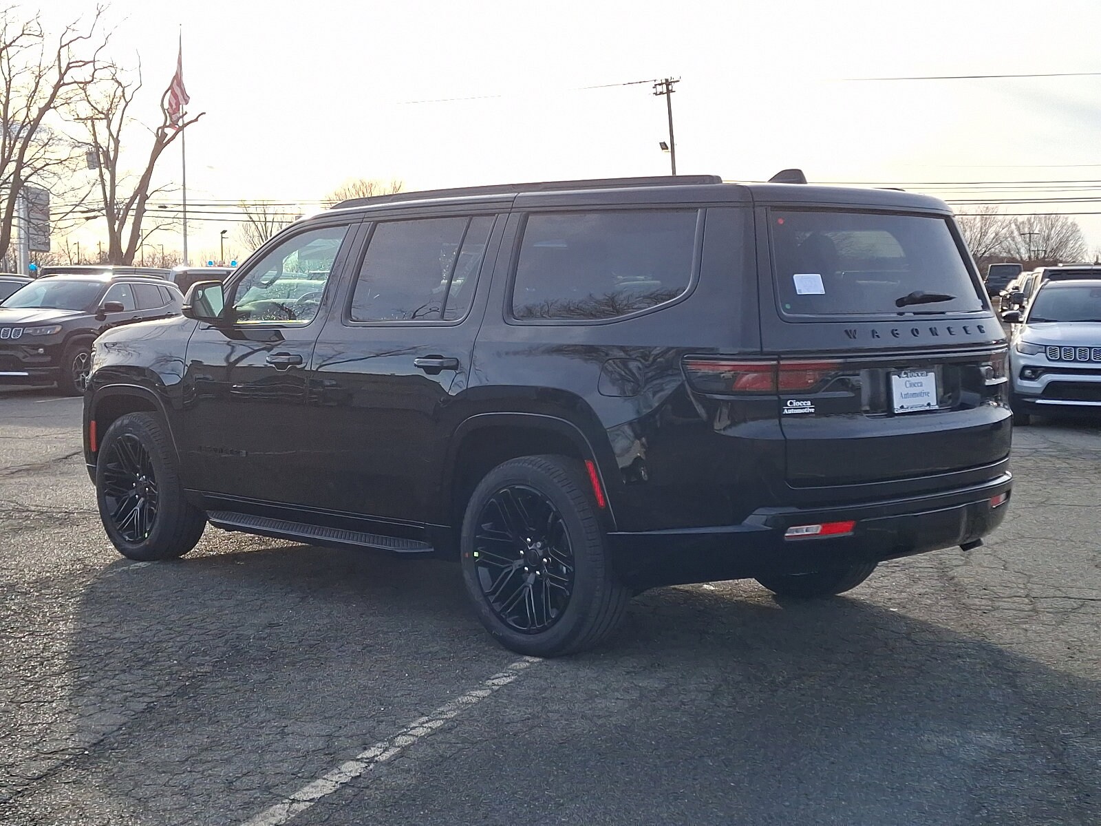 2025 Jeep Wagoneer Series II Carbide photo 3