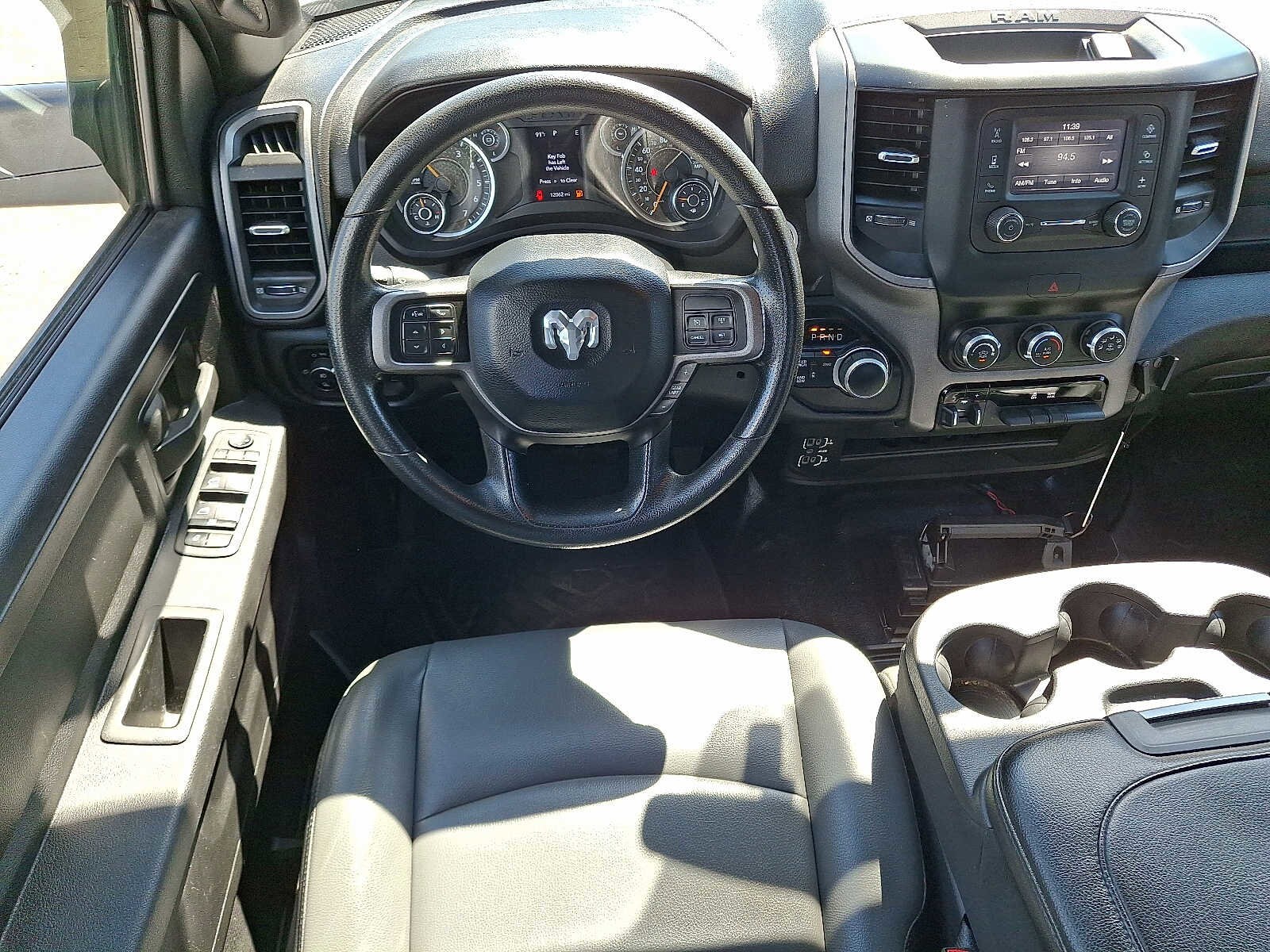 2022 Ram 2500 Tradesman photo 2