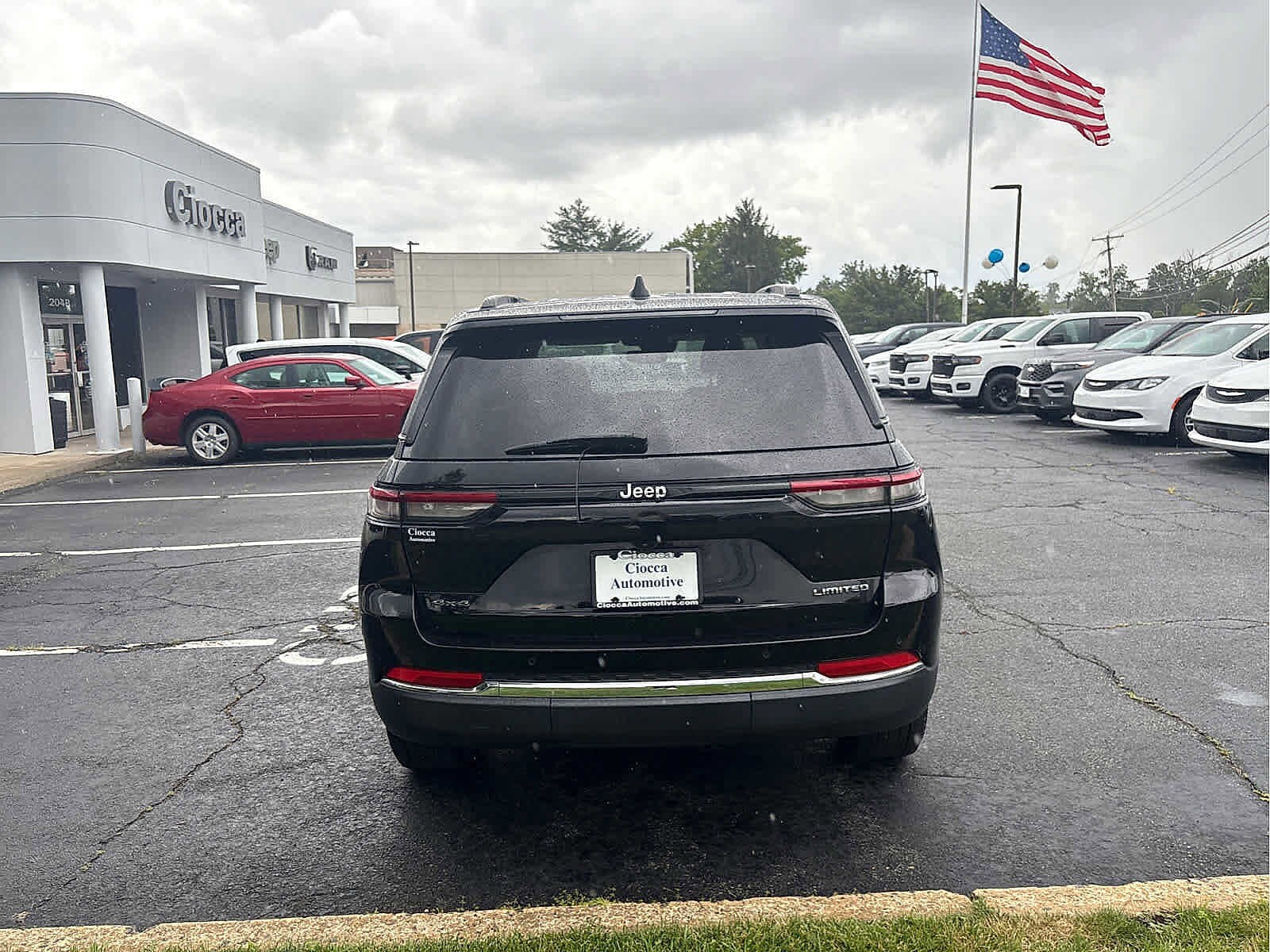 2022 Jeep Grand Cherokee Limited photo 3