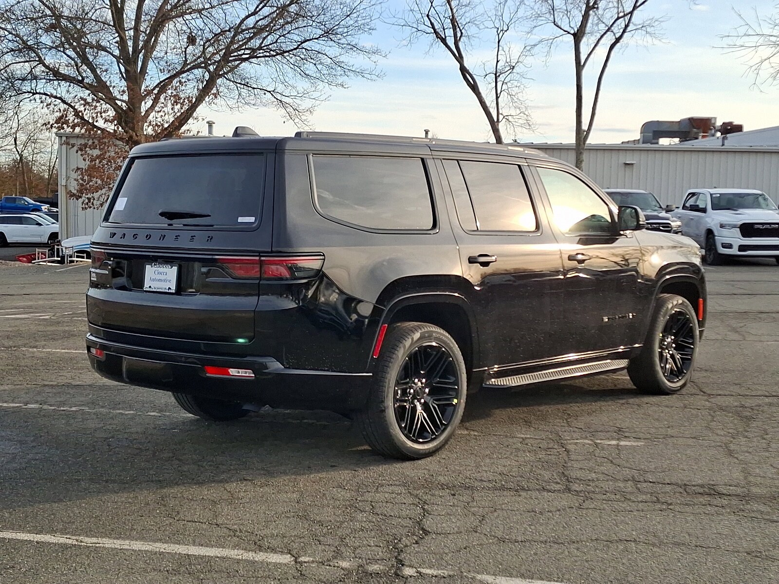 2025 Jeep Wagoneer Series II Carbide photo 4