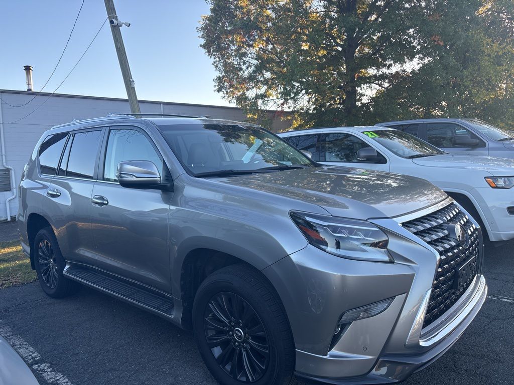 2023 Lexus GX 460 photo 2