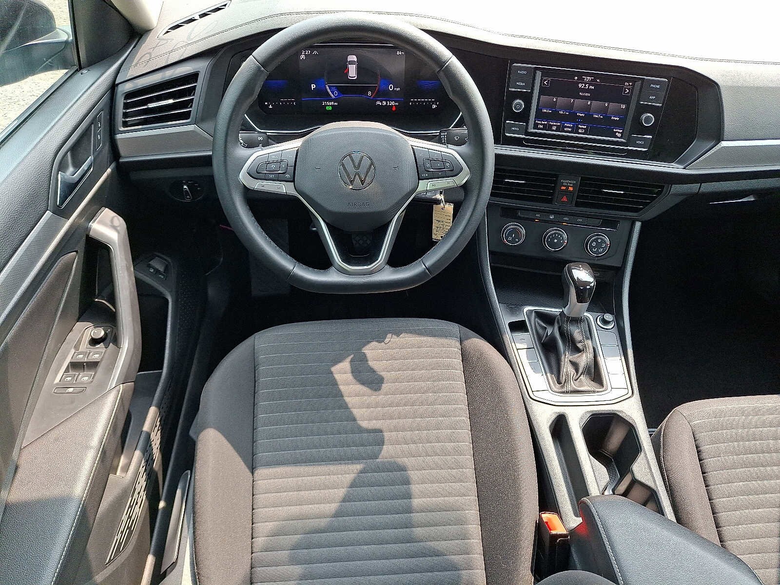 2024 Volkswagen Jetta 1.5T S photo 2