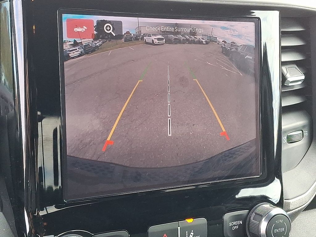 2025 Ram 1500 Tradesman photo 4