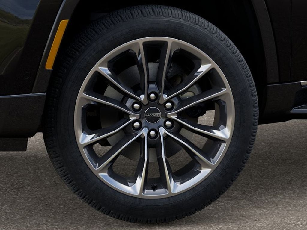 2025 Jeep Wagoneer L Series II - Photo 8
