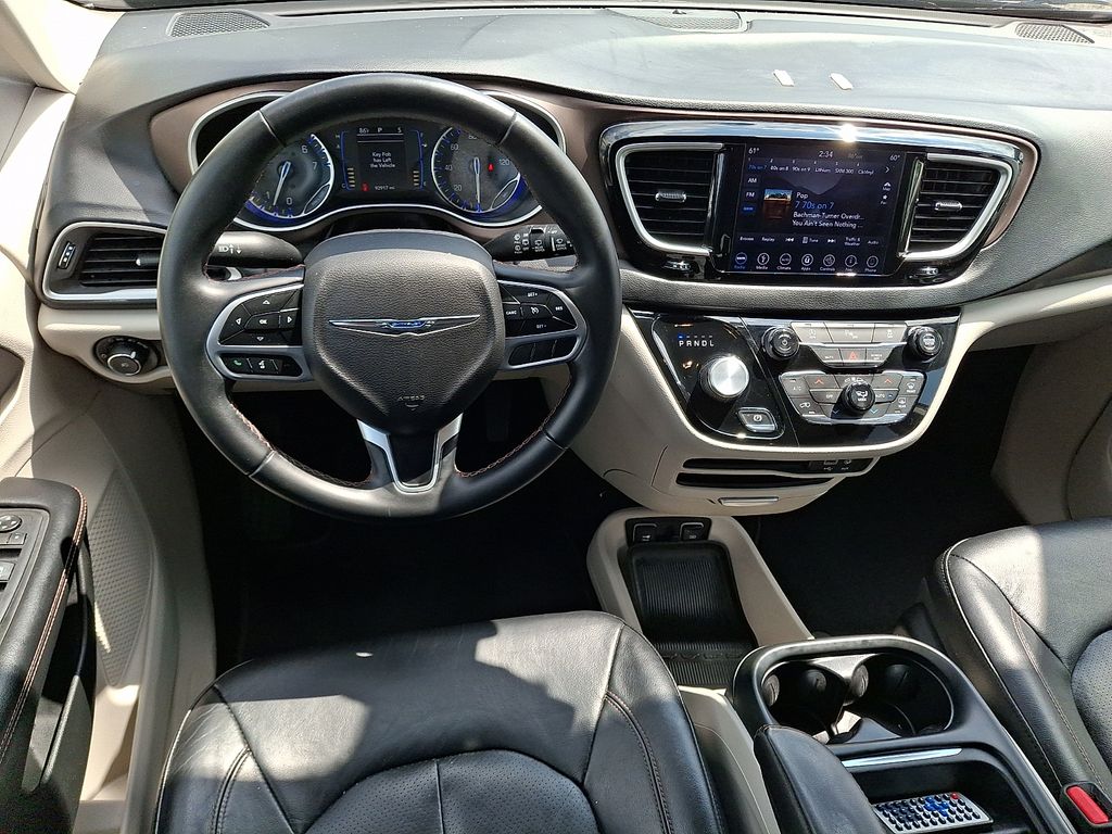 Used 2018 Chrysler Pacifica Touring L with VIN 2C4RC1BG2JR236297 for sale in Flemington, NJ