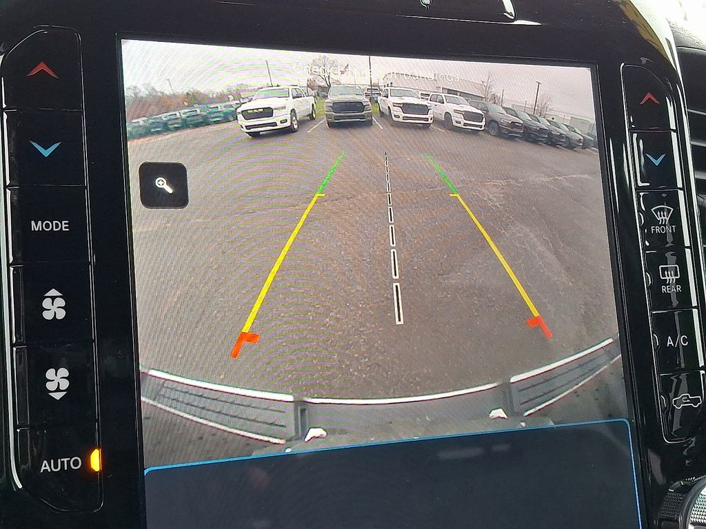 2023 Ram 1500 Limited photo 4