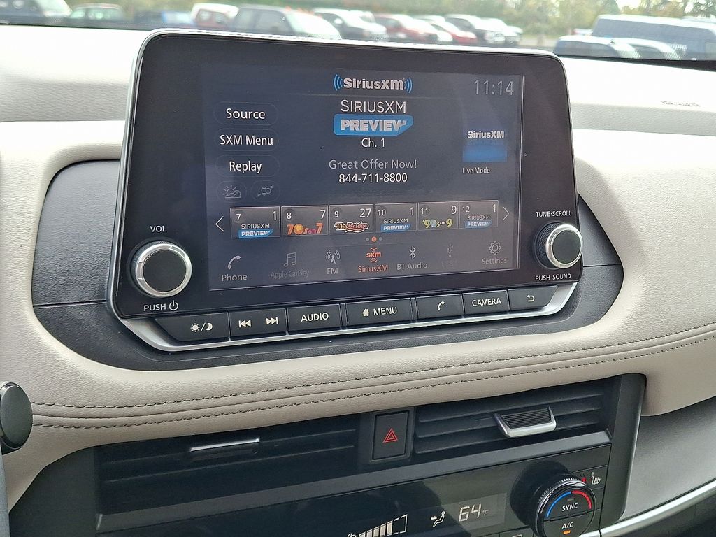 2023 Nissan Rogue SV photo 3