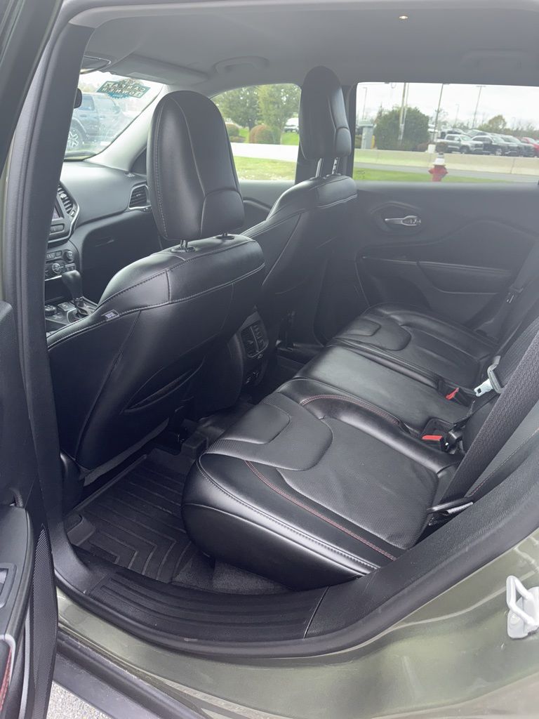 2021 Jeep Cherokee Trailhawk photo 4