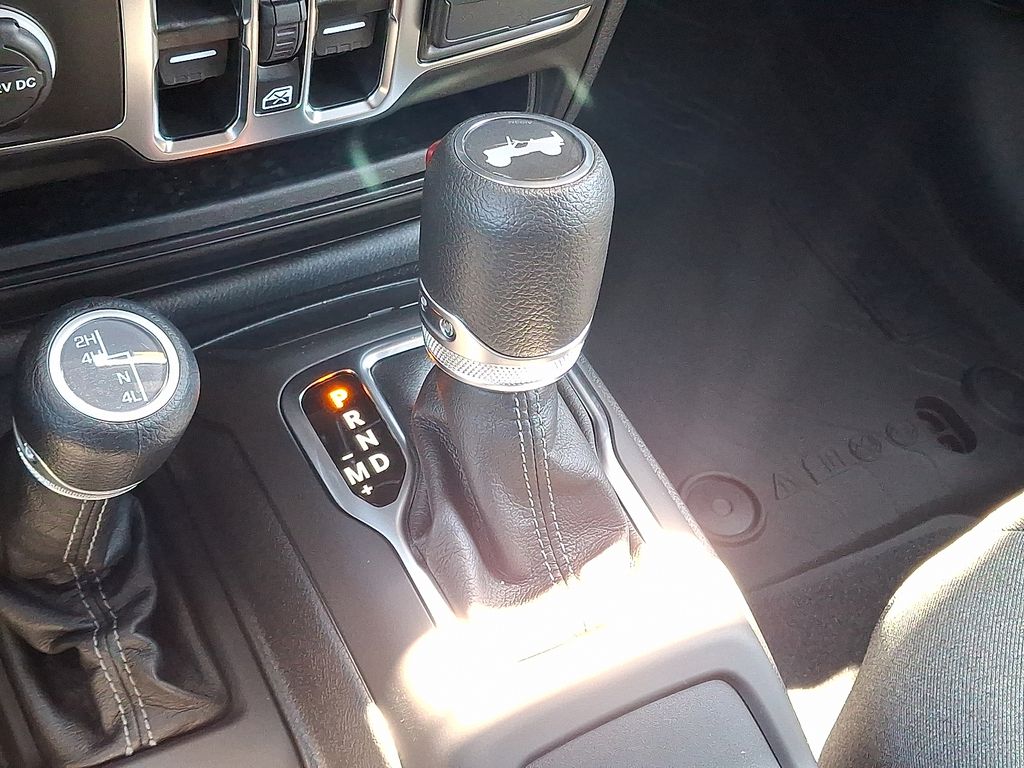 2025 Jeep Wrangler 4-Door Sport S - Photo 38