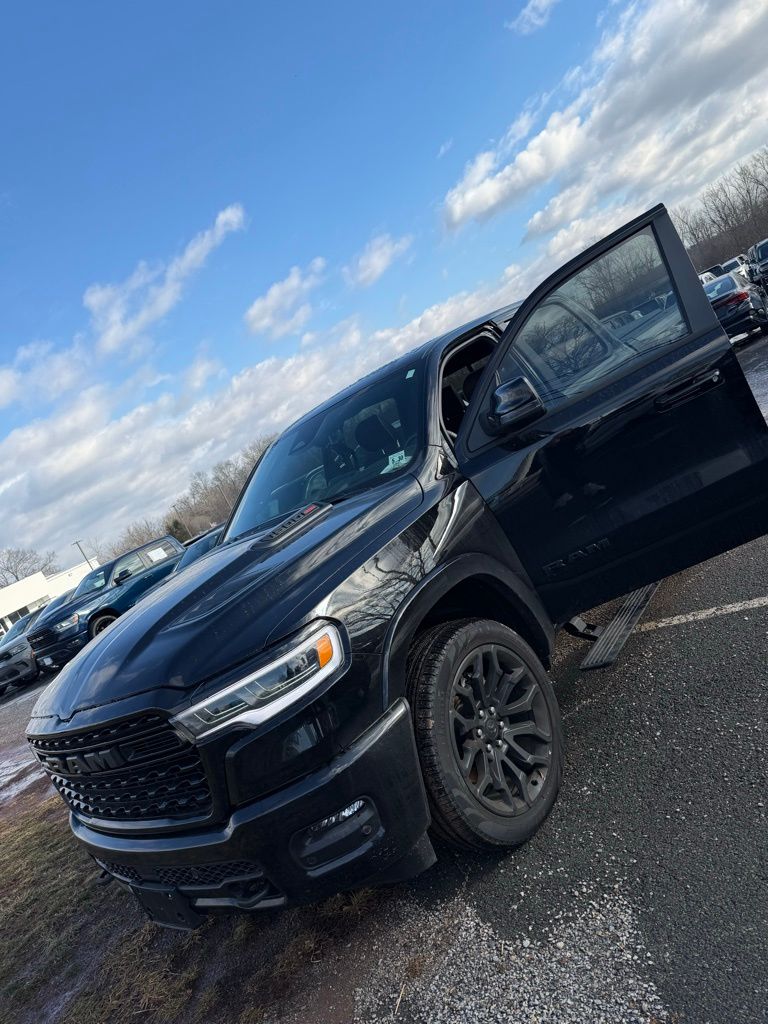 2025 RAM Ram 1500 Pickup Limited's photo