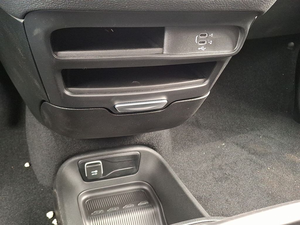 2026 Chrysler Pacifica Select - Photo 42