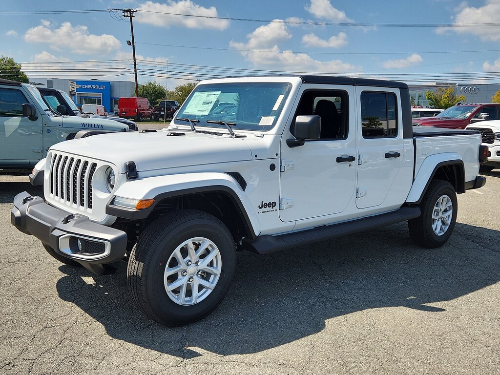 New 2023 Jeep Gladiator SPORT S 4X4 For Sale Flemington NJ