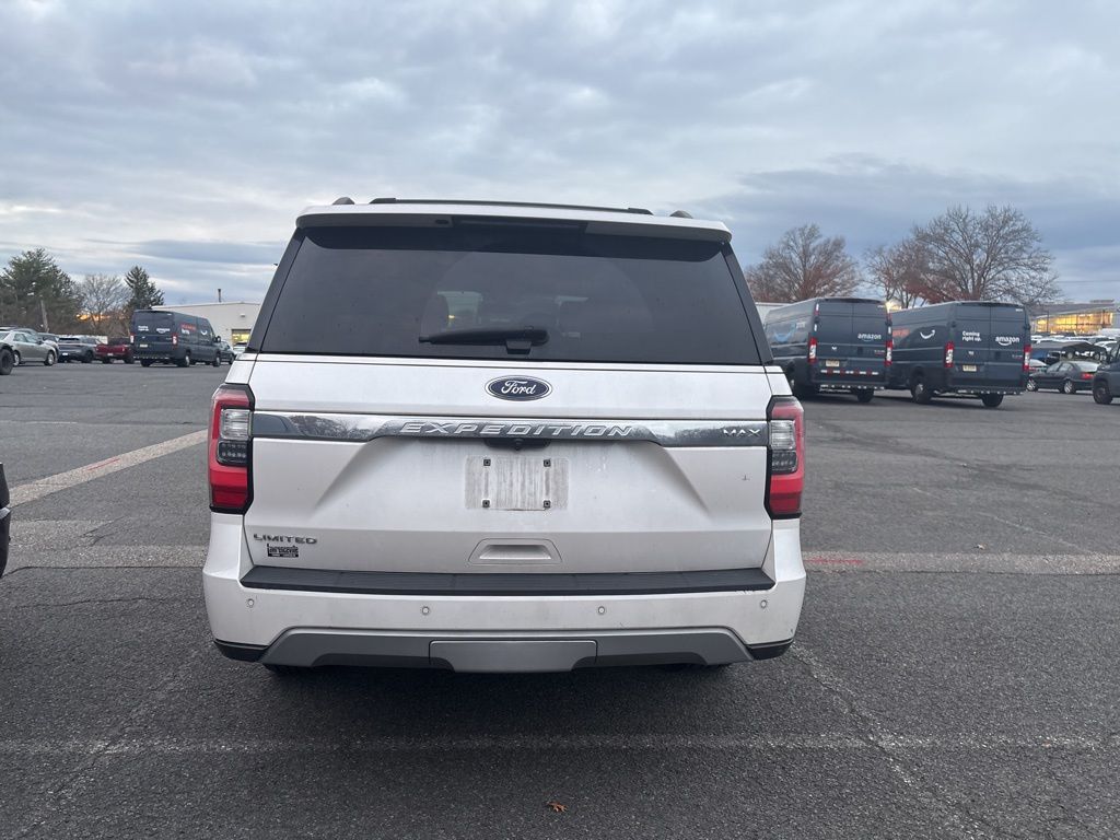 2019 Ford Expedition MAX Limited photo 3