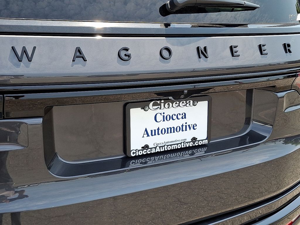 2025 Jeep Wagoneer Series II - Photo 20