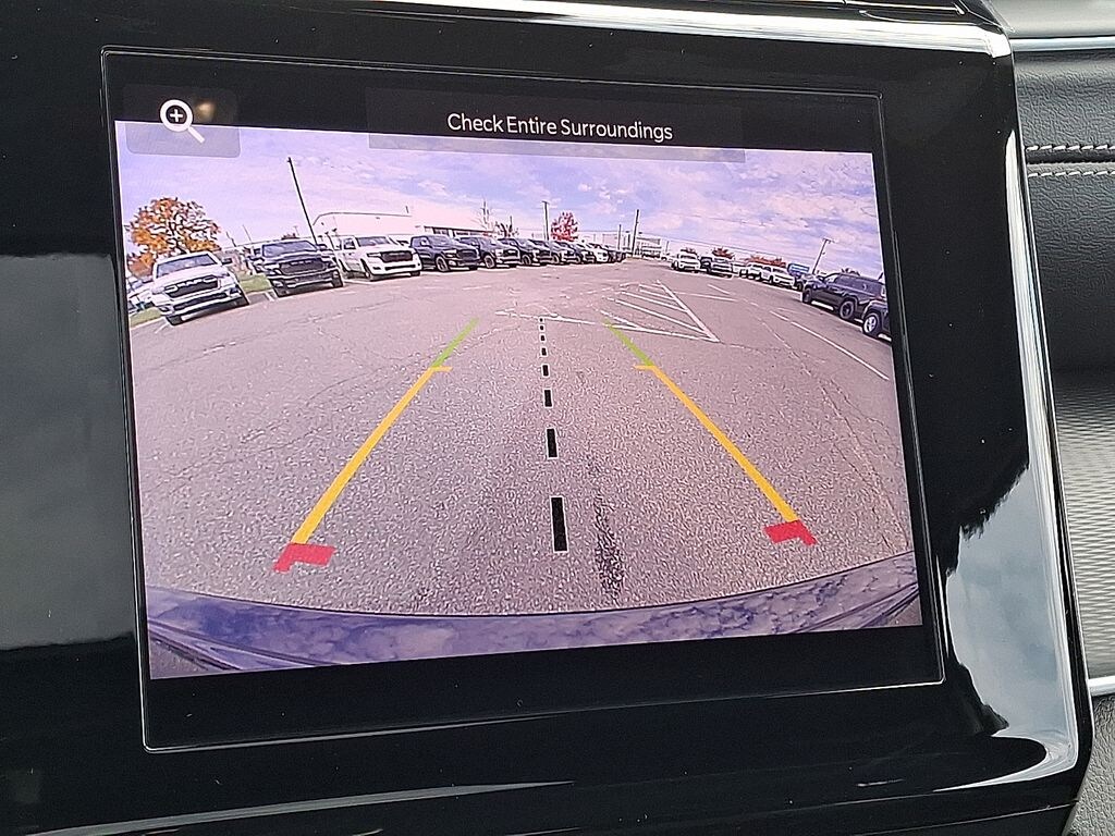 New 2025 Jeep Grand Cherokee Laredo X Sport Utility