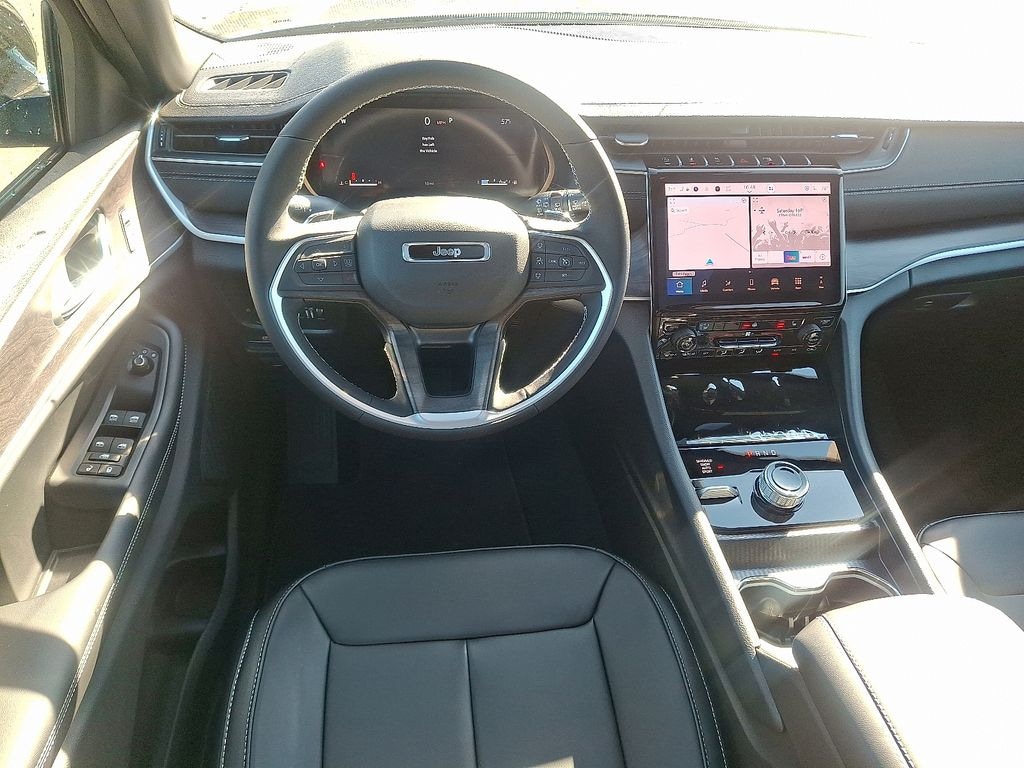 New 2025 Jeep Grand Cherokee L Limited Sport Utility