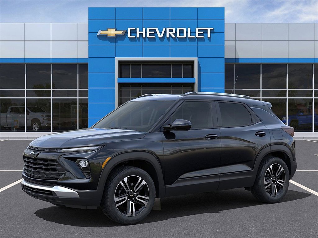 2025 Chevrolet Trailblazer LT photo 2