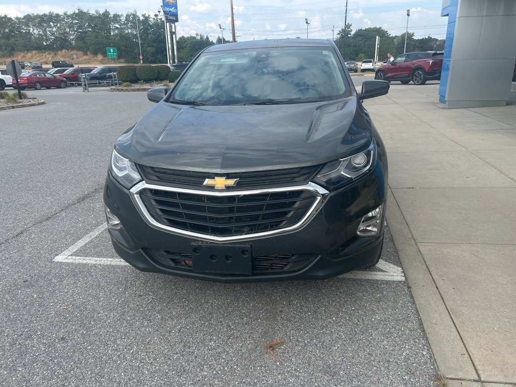 2021 Chevrolet Equinox photo 2