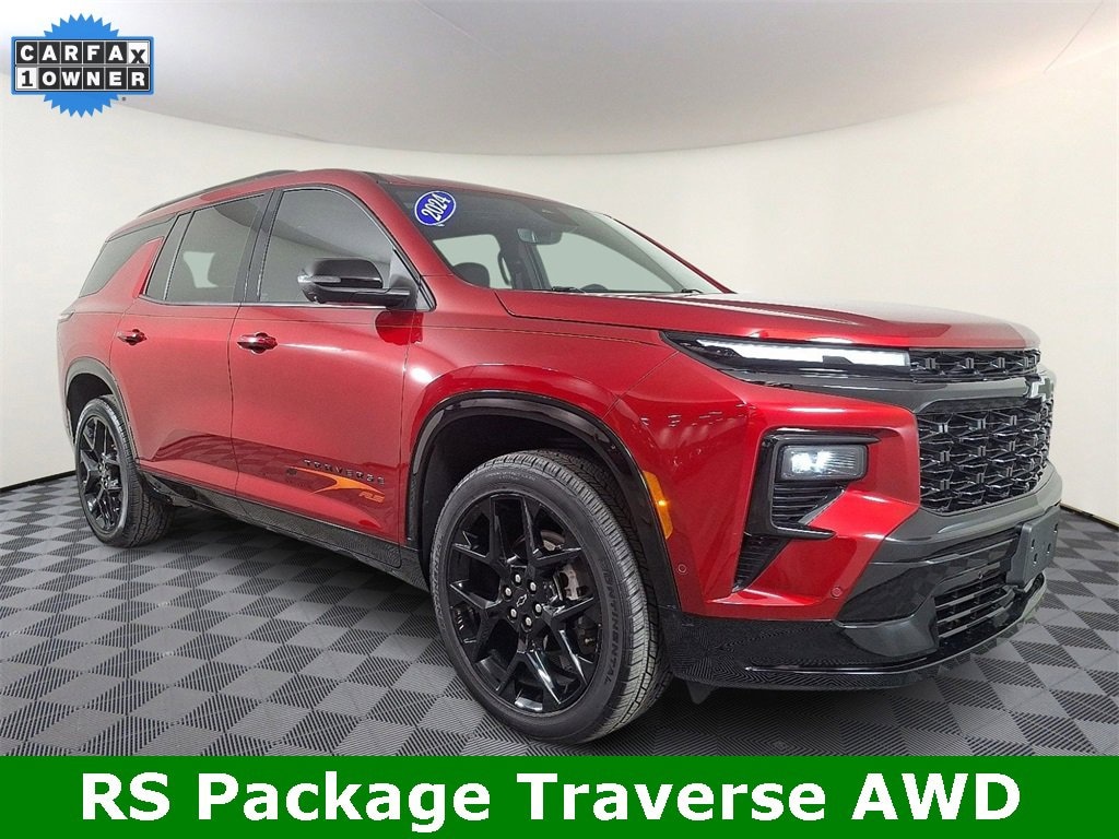 Used 2024 Chevrolet Traverse RS SUV
