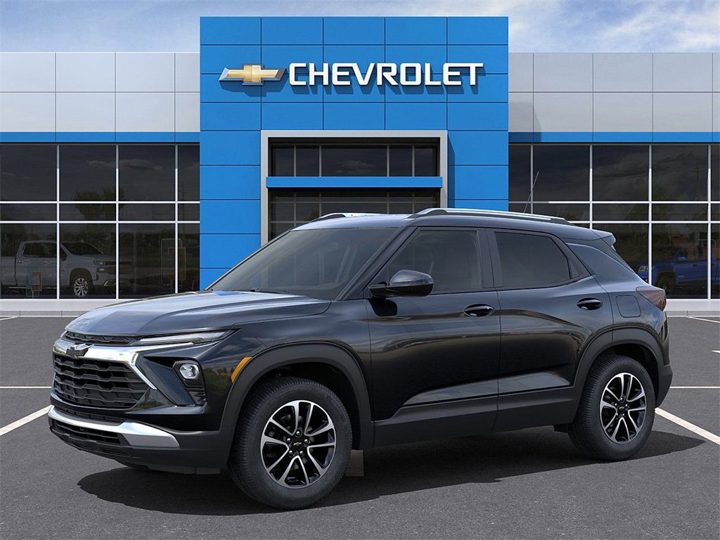 2025 Chevrolet Trailblazer LT photo 2