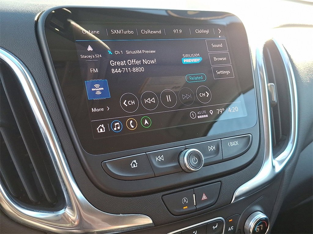 2022 Chevrolet Equinox photo 3