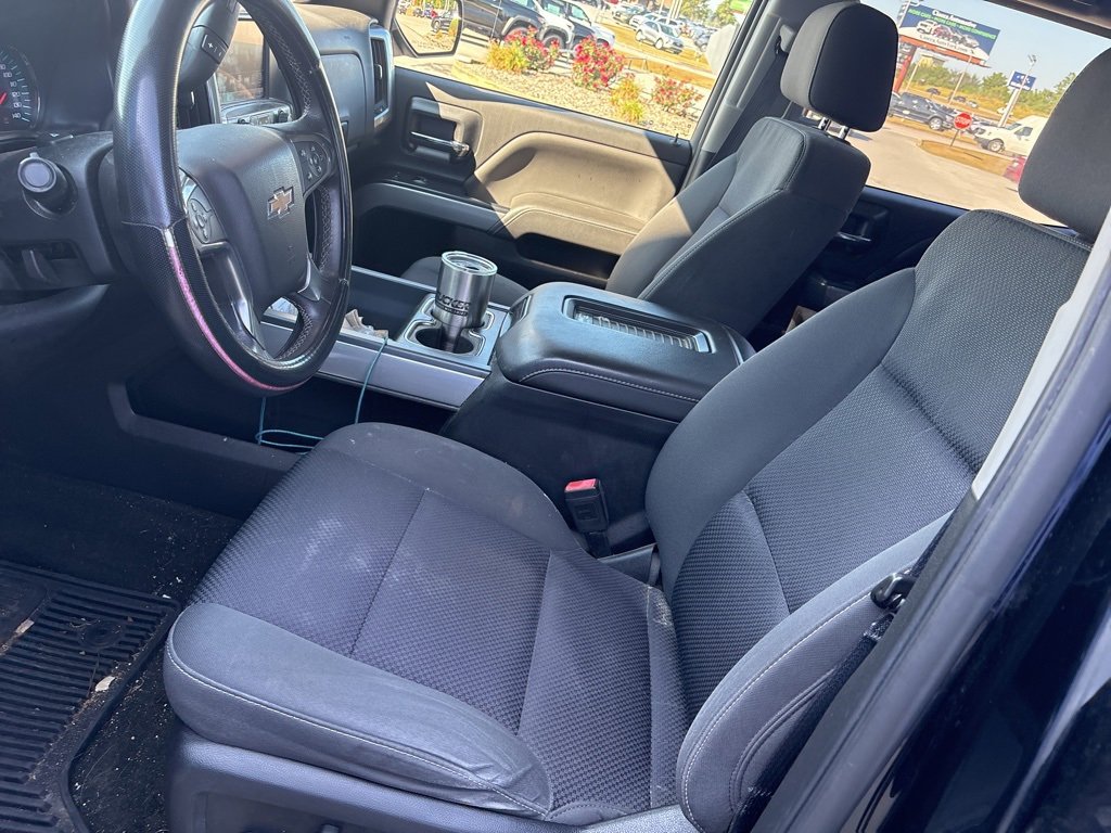 2018 Chevrolet Silverado 1500 LT photo 4