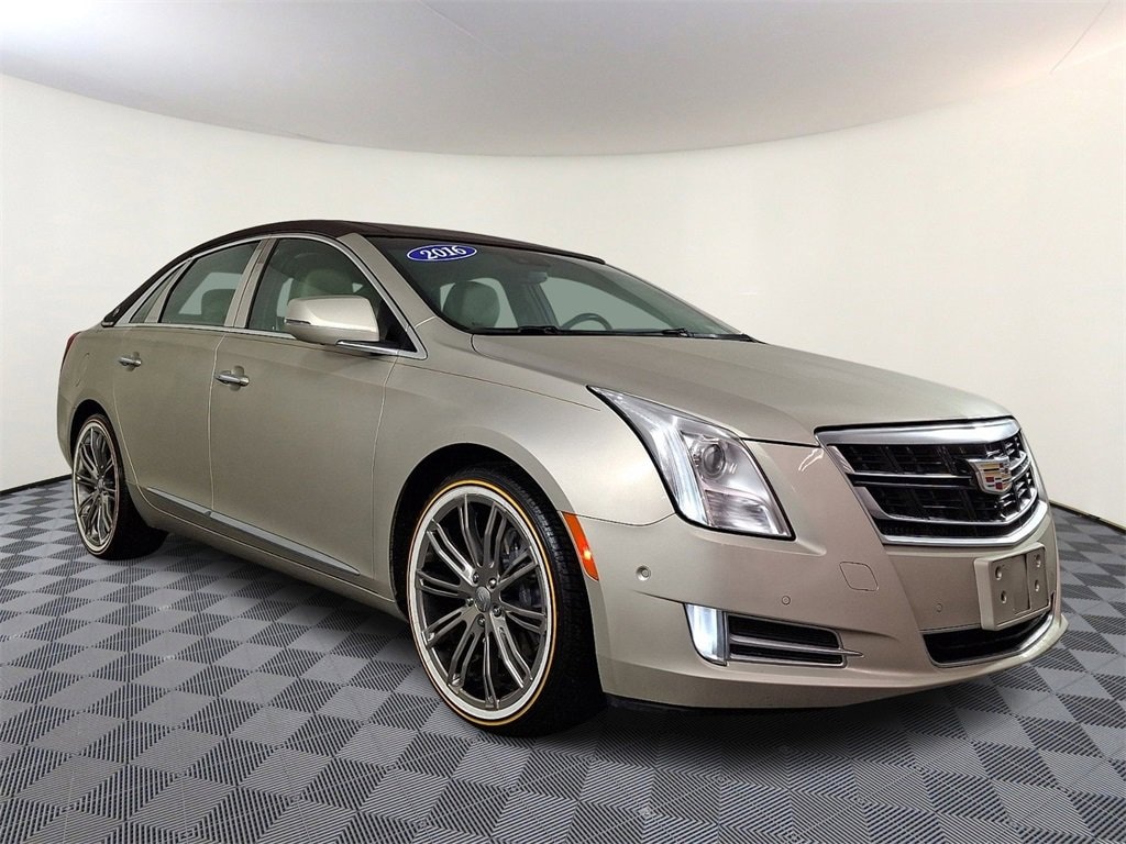 Used 2016 CADILLAC XTS Luxury Collection Sedan