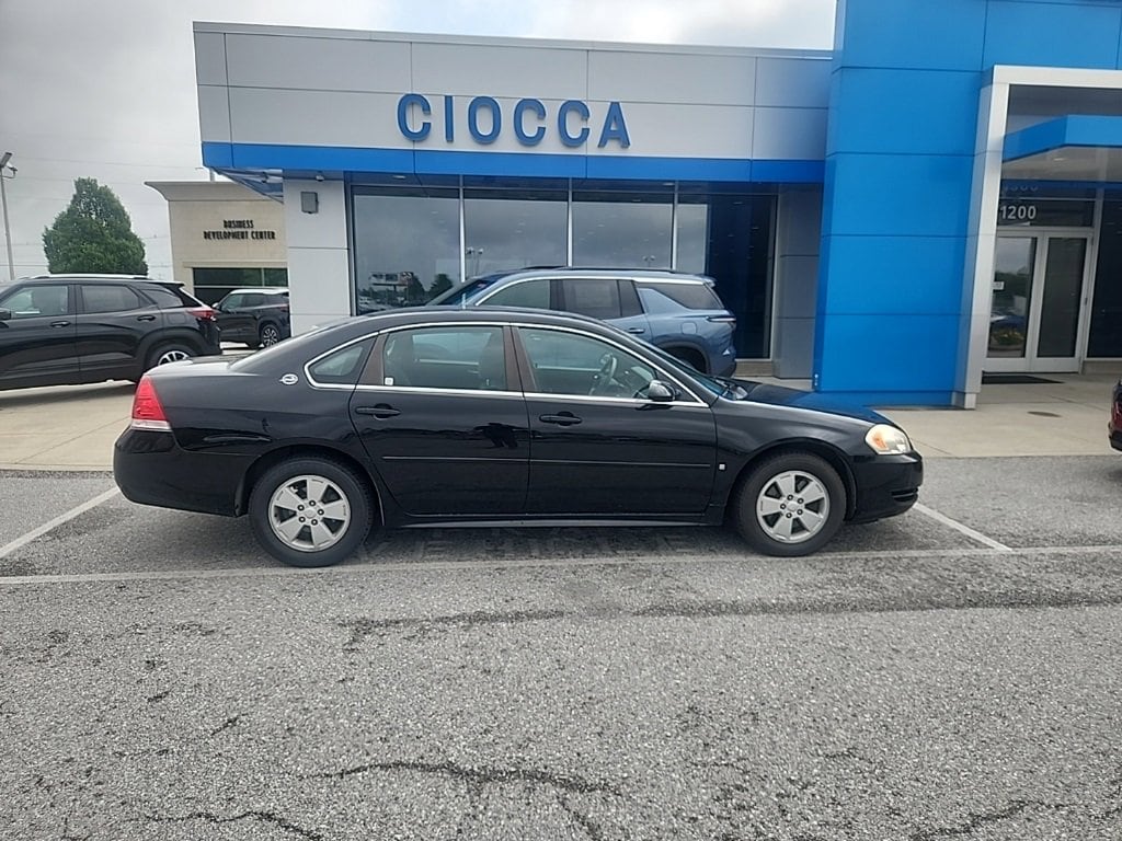 Used 2009 Chevrolet Impala LT with VIN 2G1WT57N391301968 for sale in York, PA