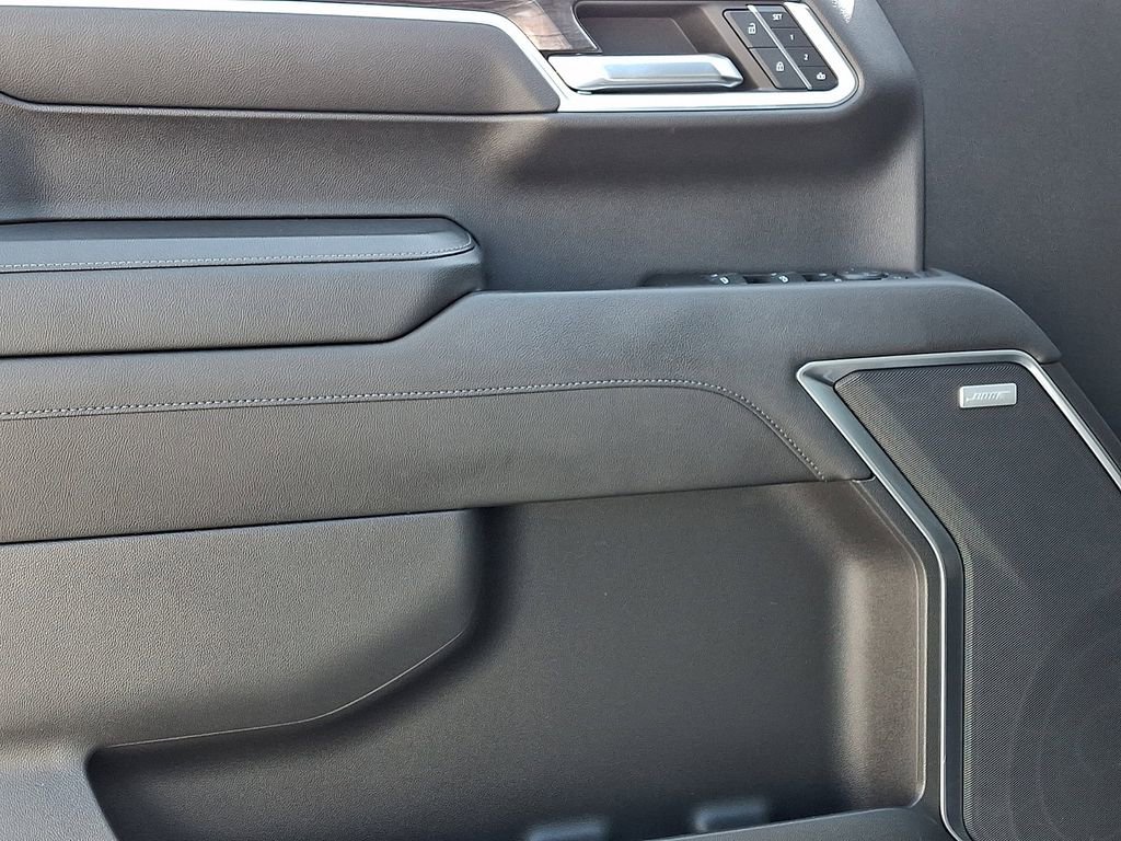 2022 Chevrolet Silverado 1500 LTZ - Photo 14