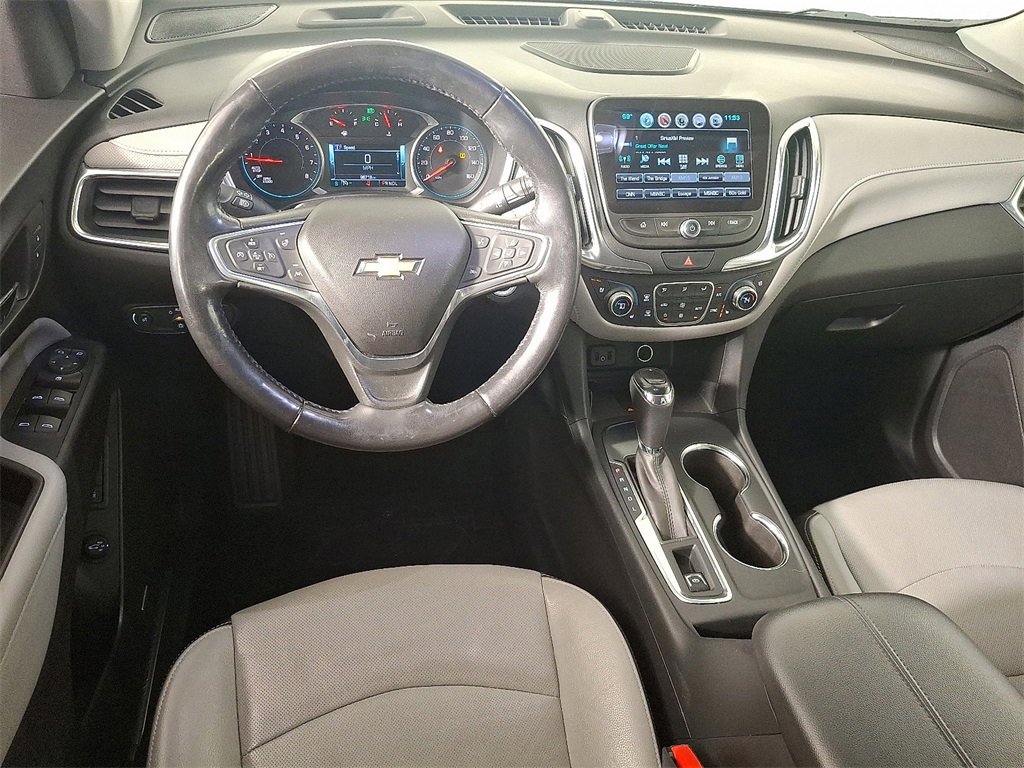 2018 Chevrolet Equinox Premier photo 2