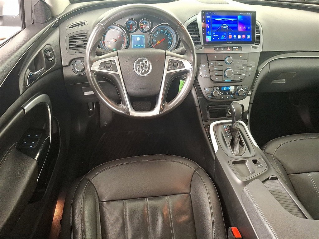 2011 Buick Regal CXL photo 2