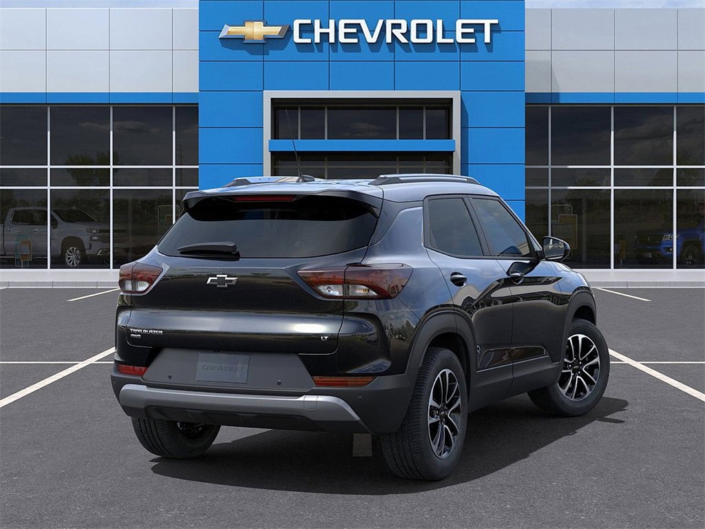 2025 Chevrolet Trailblazer LT photo 4