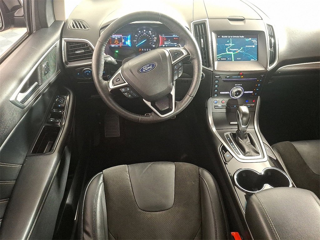 2018 Ford Edge Sport photo 2