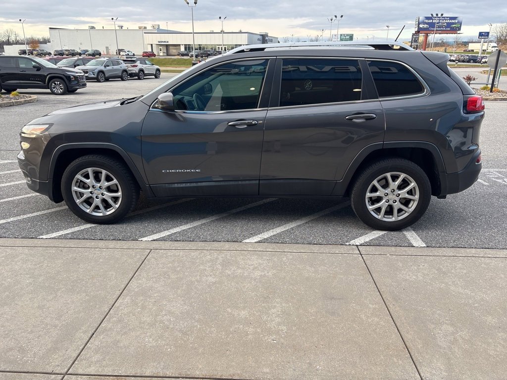 2015 Jeep Cherokee Latitude photo 3