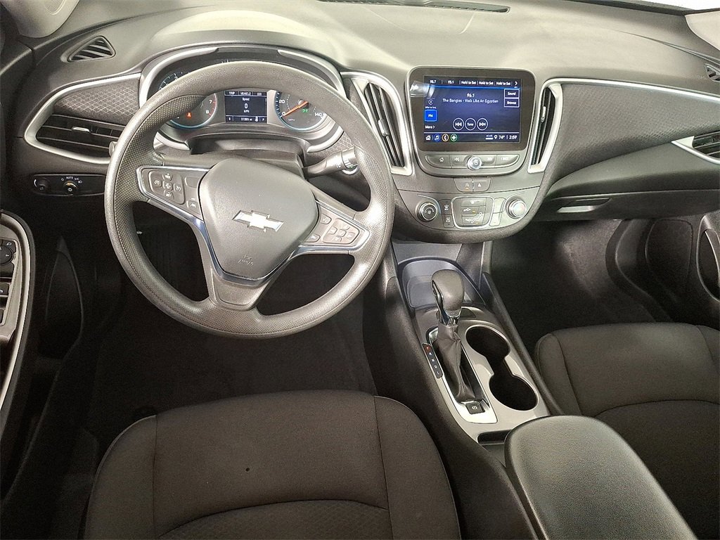 2023 Chevrolet Malibu LS photo 2