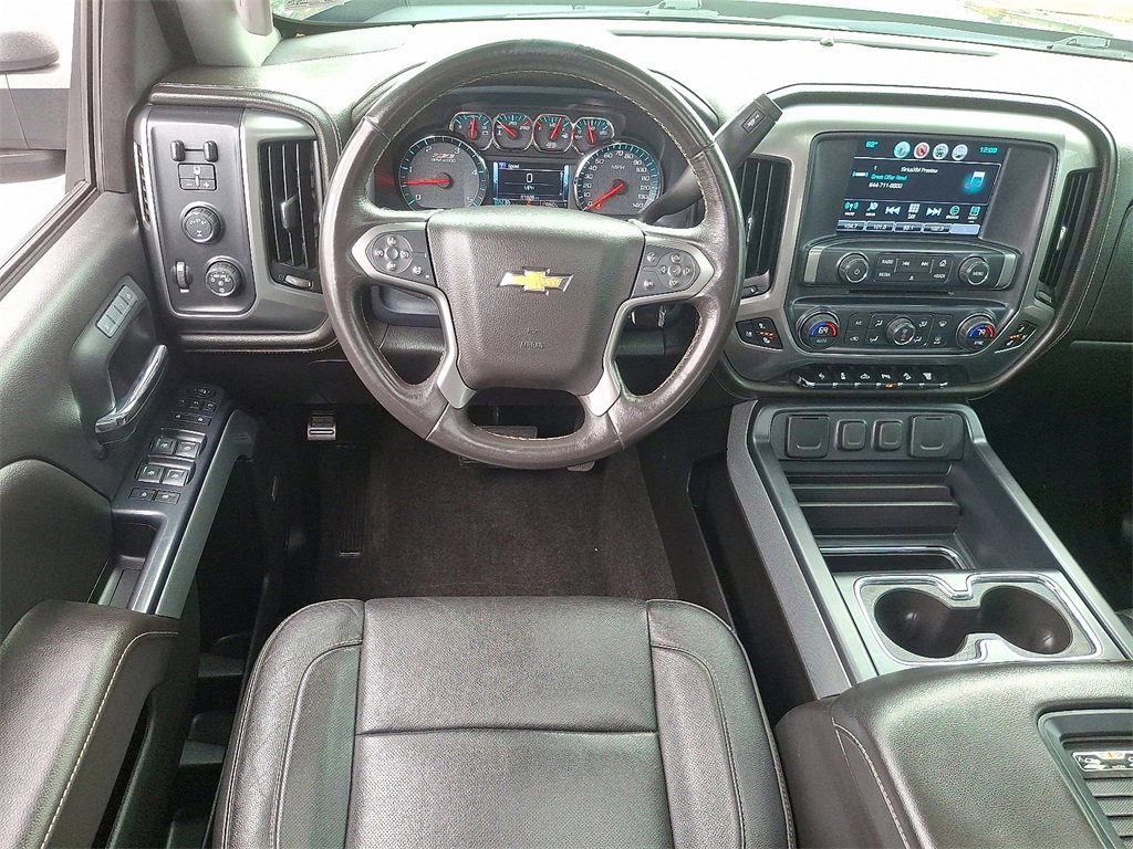 2017 Chevrolet Silverado 2500HD LTZ photo 2