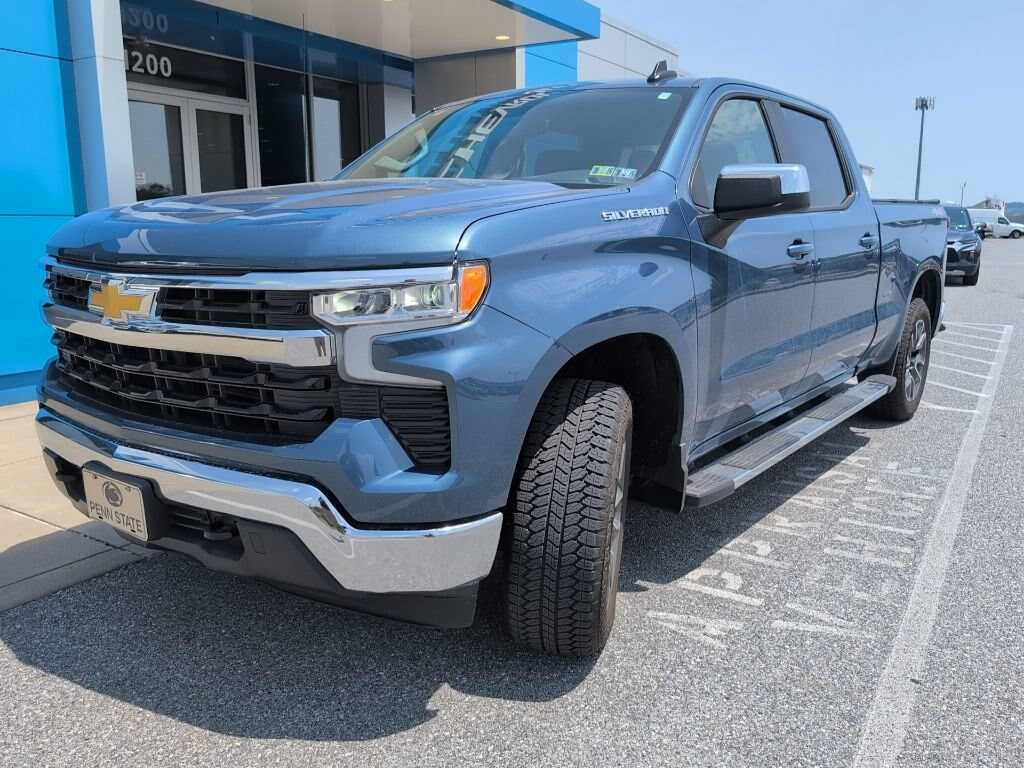 Used 2024 Chevrolet Silverado 1500 LT w/1LT Truck Crew Cab