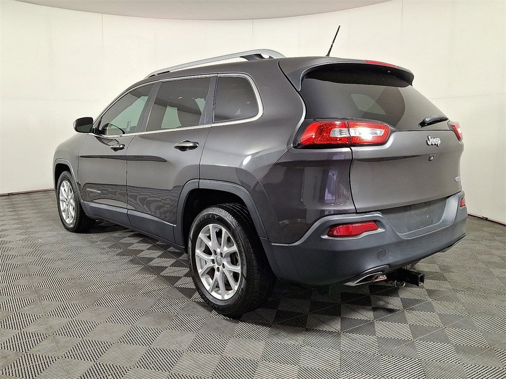 2015 Jeep Cherokee Latitude photo 4